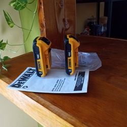DeWalt. 20 V New. Batteries. 2.0 AH. X2.