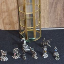 Vintage Comstock 6 Piece Set With 3 Extra Pieces And Brass Display Case