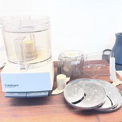 Cuisinart Pro Custom 11-Cup Food Processor – Great Condition with Attachments
