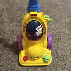 Fisher Price Talking And Singing Vacuum 