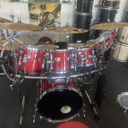 Drum set, monster Pearl Birch 10 drums.. $1500
