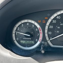 Toyota Sienna 2004. Color Gr.