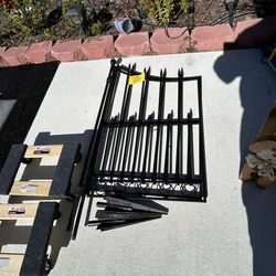 Portable Gate For Yard