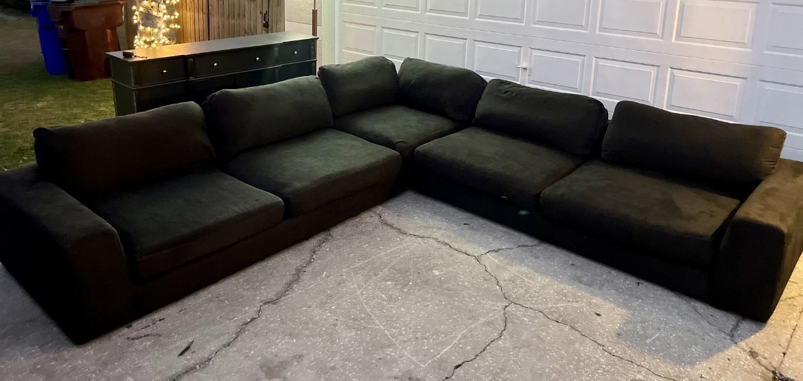 Cindy Crawford Black 3 piece sectional couch