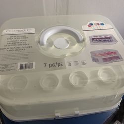Cake/Cupcake Carrier
