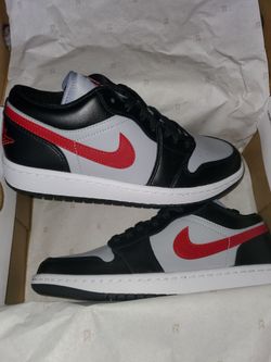 Womens air Jordan's 1 low
