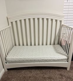 Crib/toddler bed