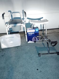 Medical Equipment Lot – Commode, Shower Bench & More