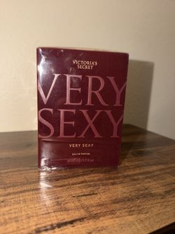 Victoria’s Secret Very Sexy Perfume + Free Mist New