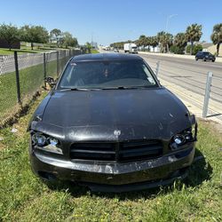 2006 Dodge Charger Parts Or Trade For Bike