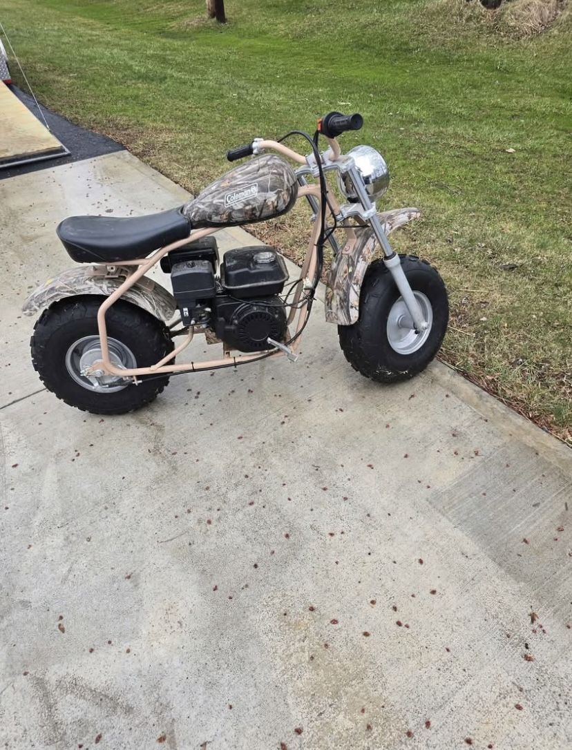 Coleman CT200U-EX mini bike