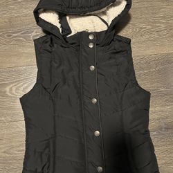 Women’s Puffer Vest