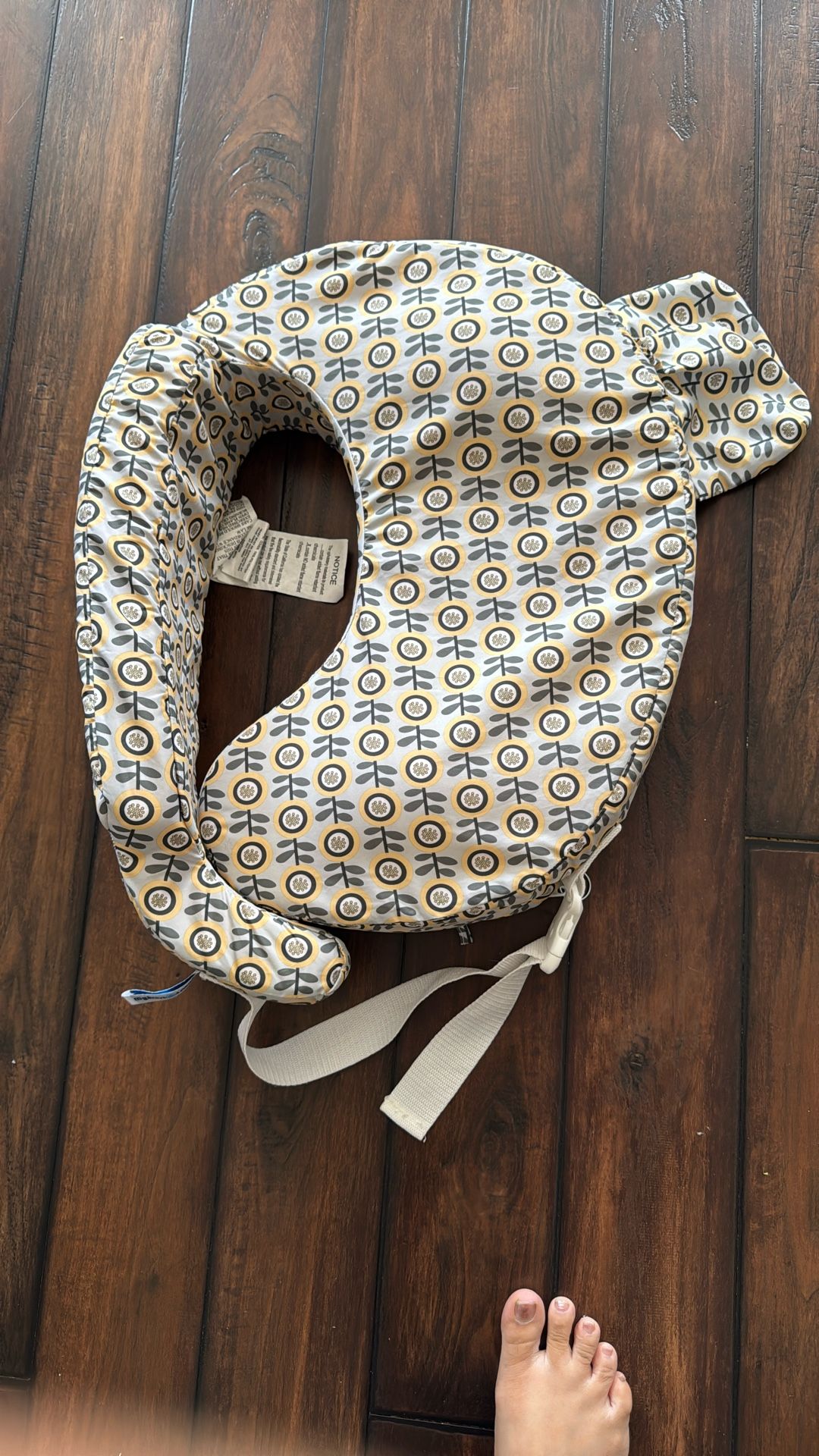 Feeding Pillow