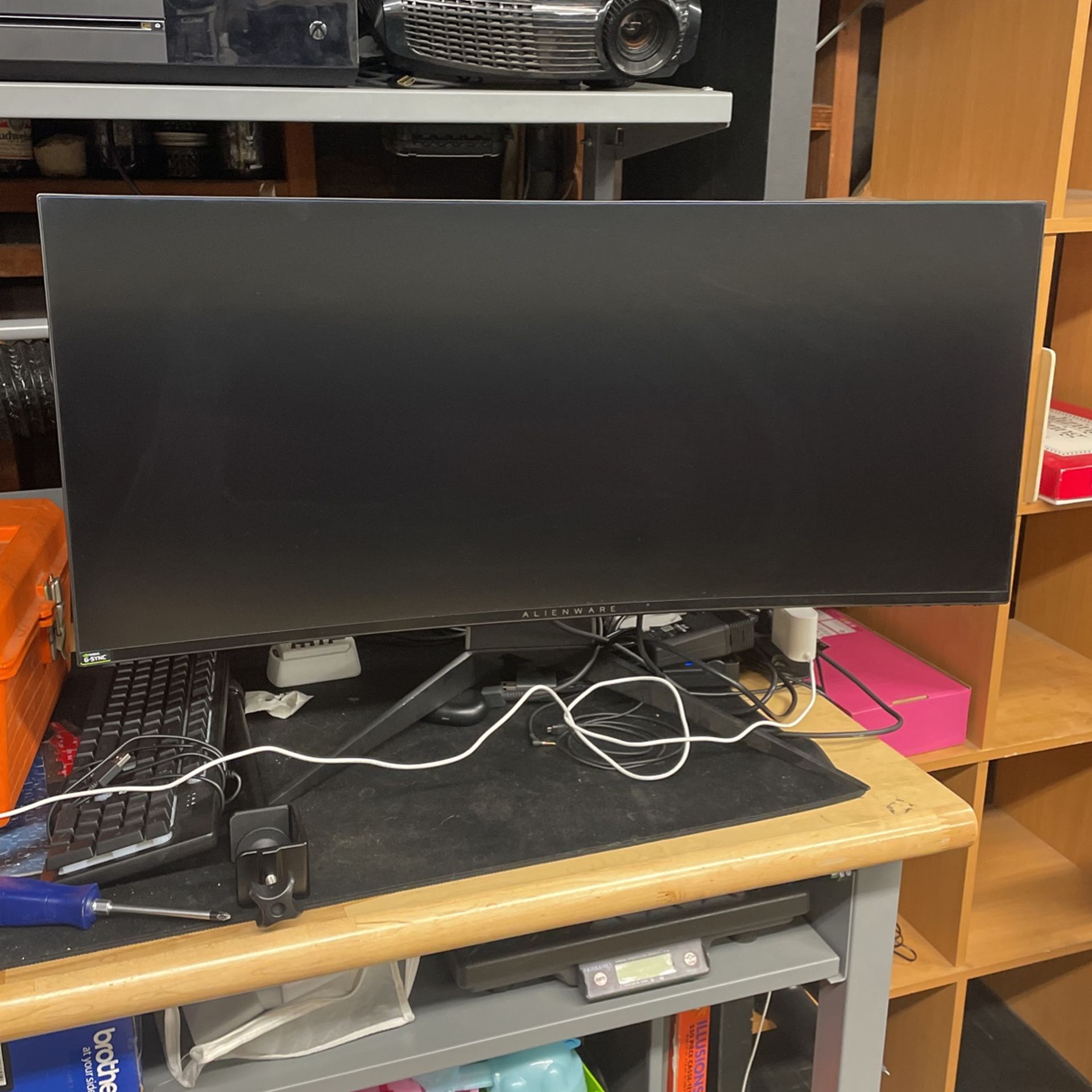 Alienware 34 In Ultrawide - AW3418DW 34.14" IPS LED UltraWide HD G-SYNC Monitor 