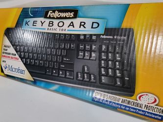 (Brand New) Fellowes 104 Keyboard With MicroBan In Original Retail Box - Black