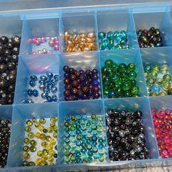 Beads And Jewelry Crafting Kit