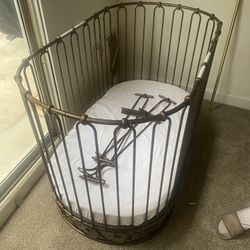 BABY BRASS CRIB