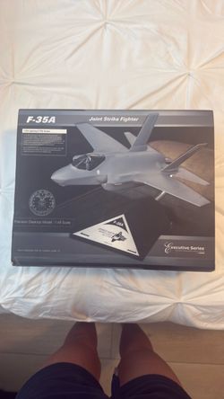 F-35A Joint Strike Fighter 1:48 Scale Model