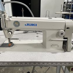 Lockstitch Industrial Sewing Machine