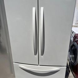 Refrigerador Kenmore , Seminuevo Puedo Llevar A Tu Domicilio Y Garantía Congela Y  Enfría Bien