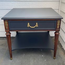 Henredon Fine Furniture Vintage Nightstand
