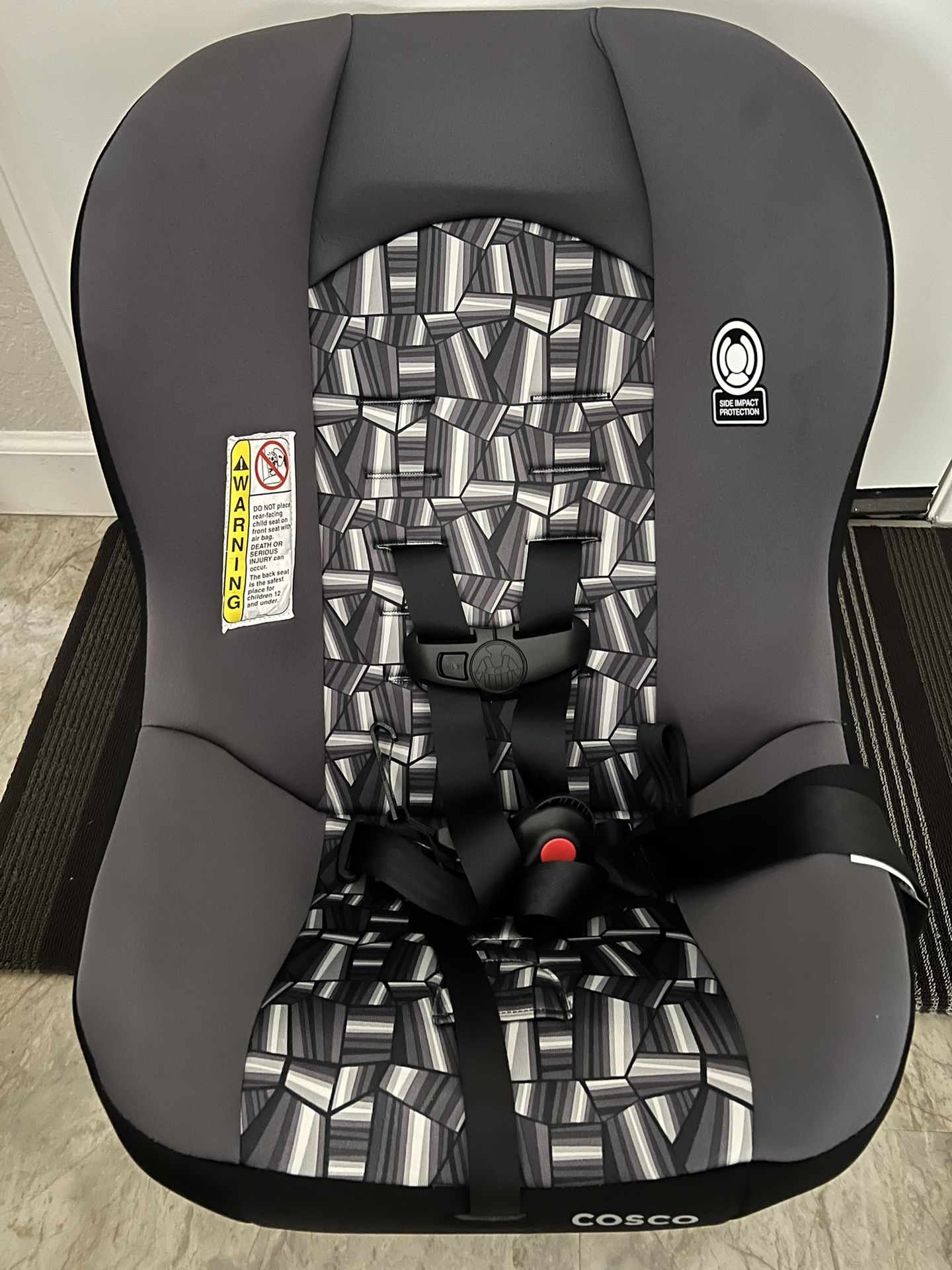 Brand New Cosco Scenara Next Convertible Kids Car Seat