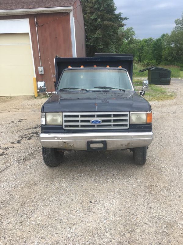 91 f-350 Dump truck 4x4, 10’ bed with hydralic lift, has 7.3 Diesel