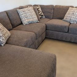 Comfort Industries Derby Sectional