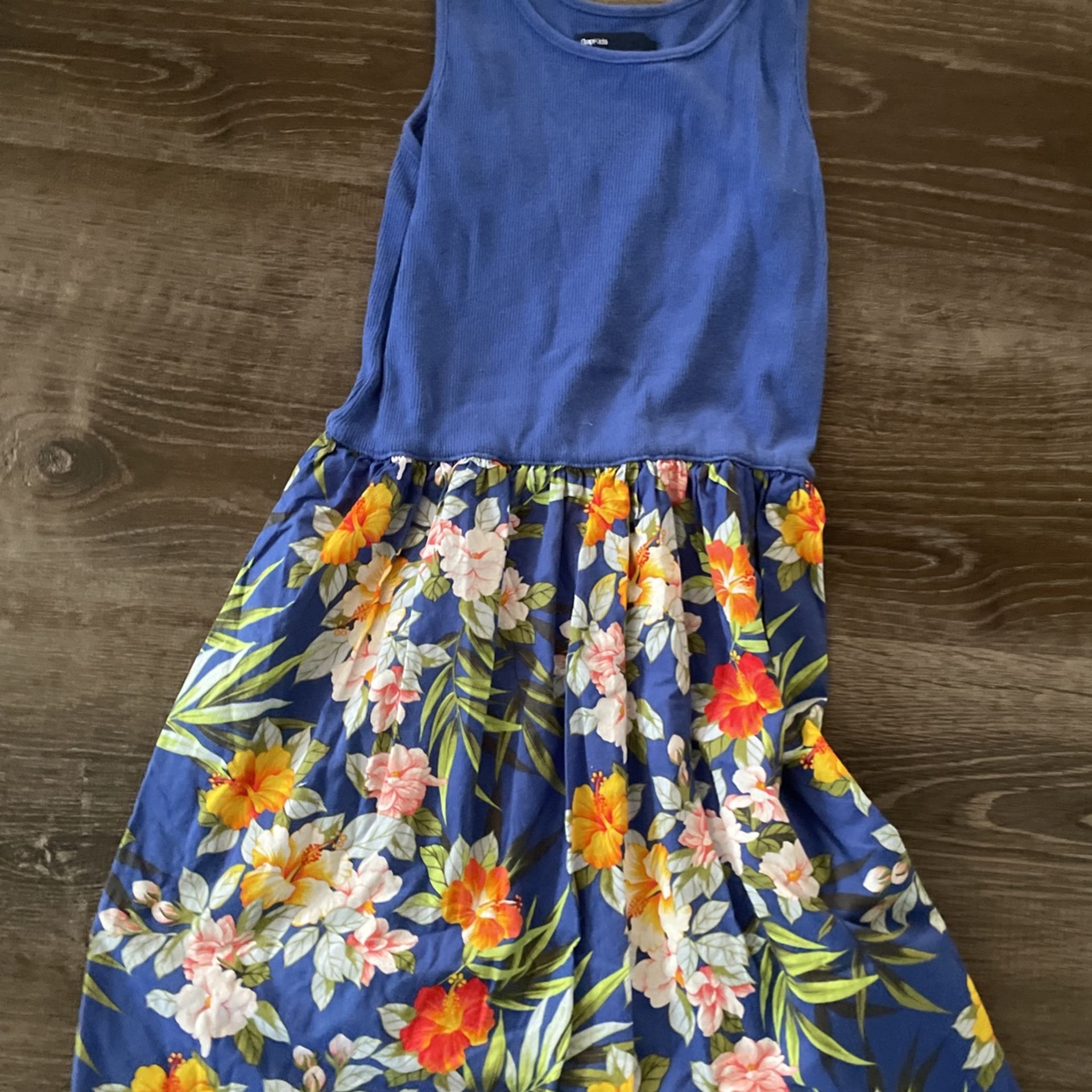 Gap blue dress with flowers 10yrs