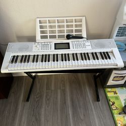 Donner Keyboard Piano 61 Key, Electric Keyboard Kit with 249 Voices, 249 Rhythms