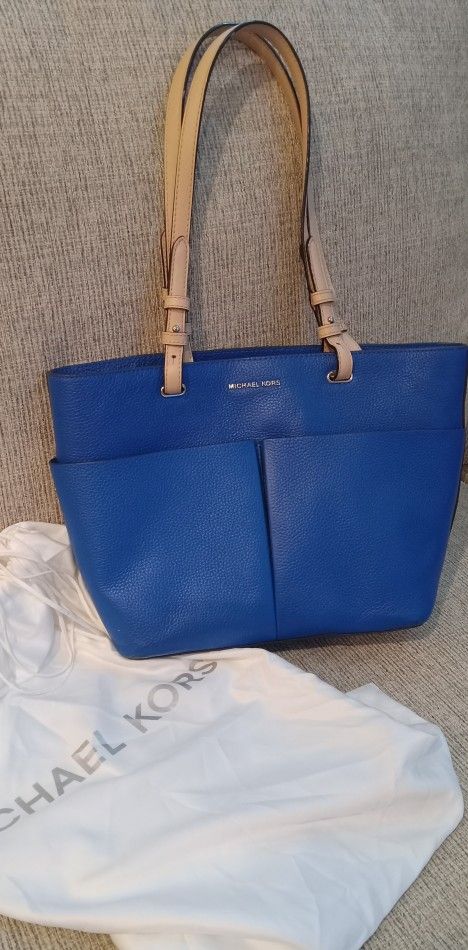 Authentic Michael Kors Leather Purse + Storage Bag