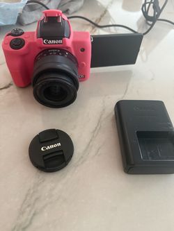 Canon EOS M50 EOS M Mirrorless 24.1MP w/ 15-45mm Lens, Charger, Cap