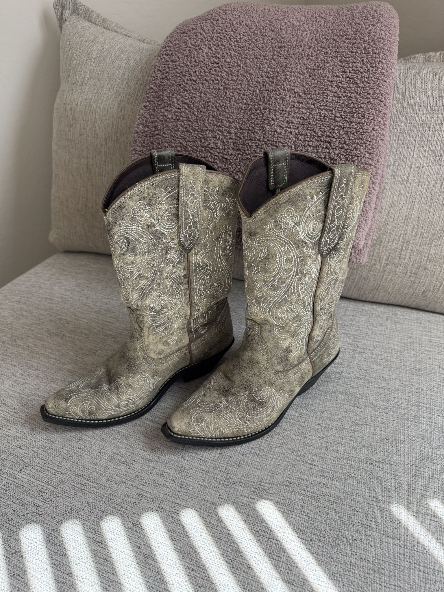 Rock In Country Boots