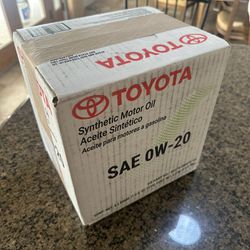 New Toyota Genuine 0W-20 Synthetic Motor Oil, 6 Qts (Factory Sealed)