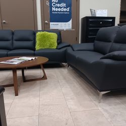 *Weekend Special*---Valencia Sophisticated Leather Sofa/Loveseat Sets---Delivery And Easy Financing Available👍