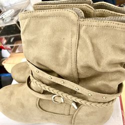 Different  kinds of women  winter boot new