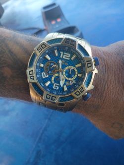 Invicta Men's Chronograph Watch Gold Blue