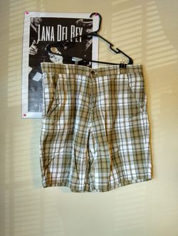 Men's Faded Glory plaid brown, blue and white shorts size 40