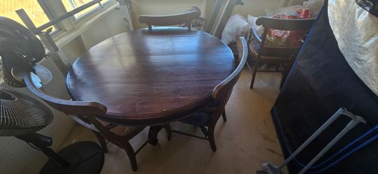 Dinning table