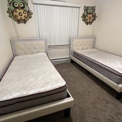2 Tufted Twin Beds 