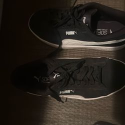 Puma Size 4.5 Black & White