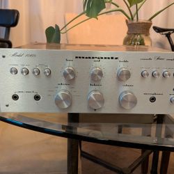 Marantz  1060 Amplifier