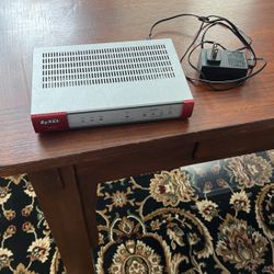 Zyxel USG40 UTM Firewall 