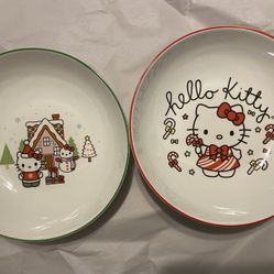 hello kitty christmas plates 🎄