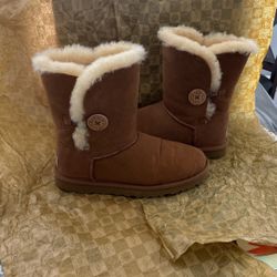 UGG Women's Bailey Button Boots