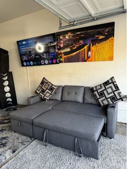 * Like New * way fair 2pc Modular sectional sofa ( Free Delivery )