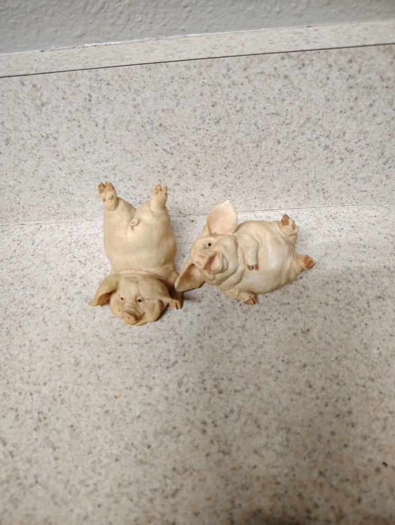 Vintage Pigtime Collection 2 Resin Pigs
