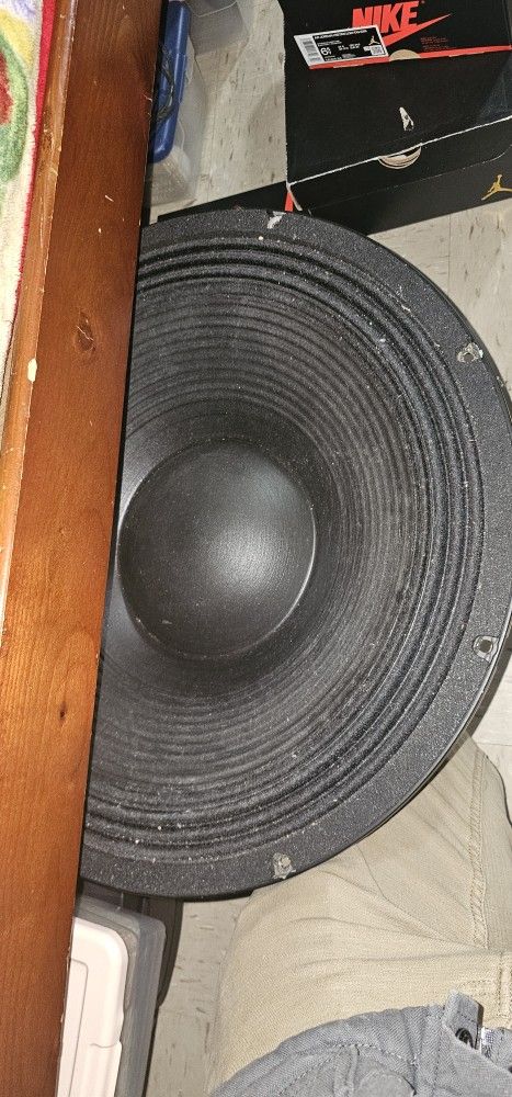 Bass B&C 21