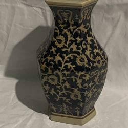 Black And Brown Flower Vase 