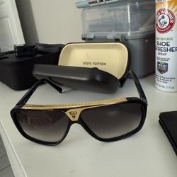 Louis Vuitton Evidence 